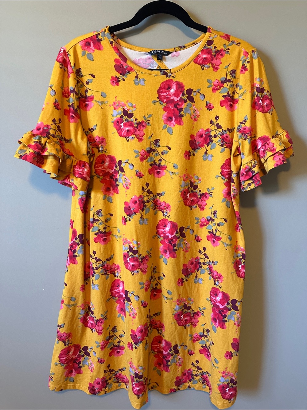 Beautiful yellow Floral dress size xl